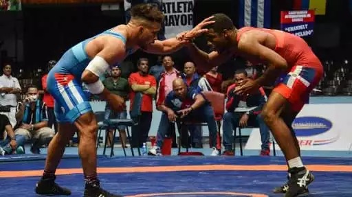 Felicita Unión Mundial de Luchas a federación cubana de ese deporte