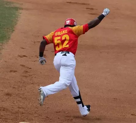 Empatan Cocodrilos de Matanzas semifinal beisbolera ante Las Tunas