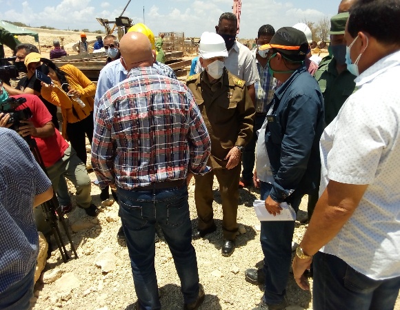Chequea Ramiro Valdés programas económicos en Nuevitas
