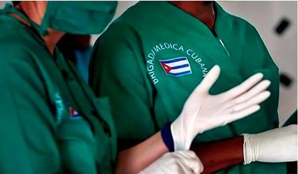Brigada médica cubana asiste a lesionados por sismo en Haití Brigada médica cubana asiste a lesionados por sismo en Haití