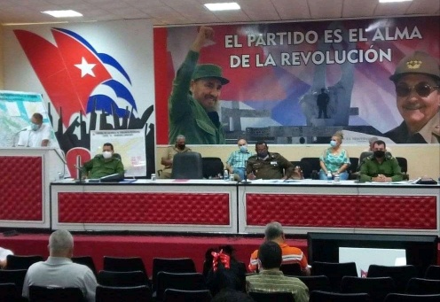 Sobresalen educadores camagüeyanos en la batalla contra la COVID-19