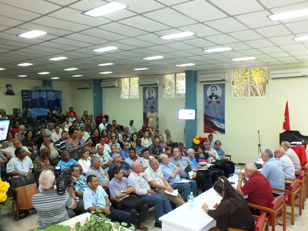 Intercambio con docentes de la Universidad de Camagüey.