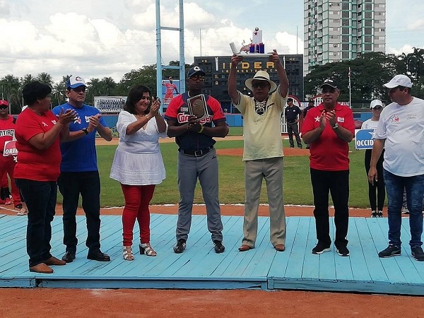 Felicitan a Camagüey por ser excelente sede del Juego de las Estrellas en Cuba (+ Fotos y Tuit)