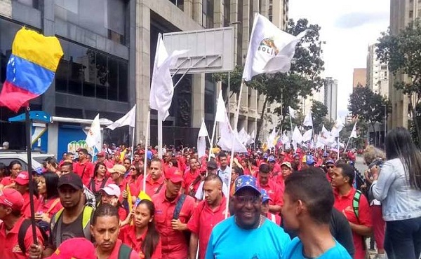 Venezolanos marchan por la unidad latinoamericana