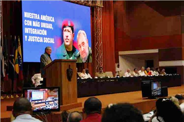 Convoca Raúl Castro a ser solidarios con Venezuela