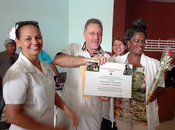 Reconocen en Camagüey a donantes voluntarios de sangre (+ Fotos)