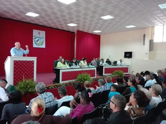 Analiza máximo órgano de Gobierno en Camagüey temas de interés social