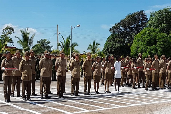 Ascienden a oficiales de las FAR en Región Militar Camagüey
