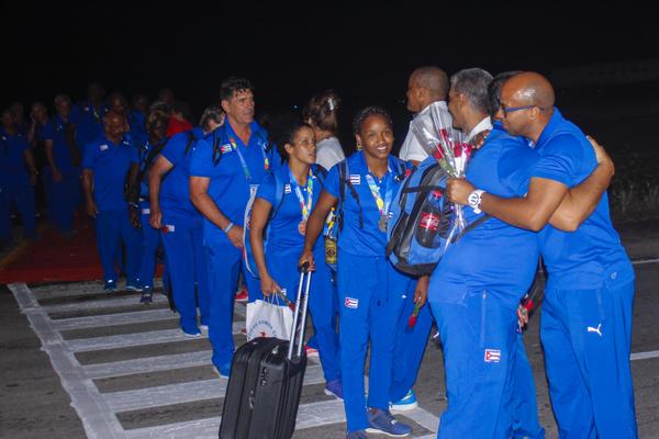 Recibidos en La Habana campeones cubanos en Barranquilla 2018