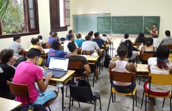 Incrementa Cuba número de plazas para ingreso a las universidades
