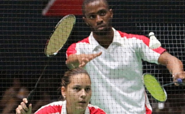 Ganan en su debut en Guatemala badmintonistas cubanos