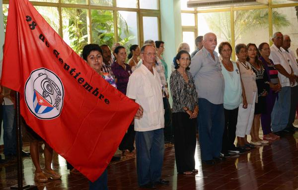 Reconocen a camagüeyanos destacados en tareas de mayor organización de masas de Cuba (+ Fotos)