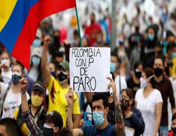 Multitudinarias protestas siguen en Colombia sin vislumbrar salida a la crisis
