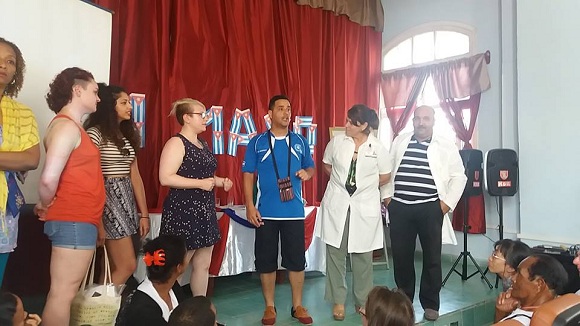 Amigos solidarios del mundo constatan avances de la Salud Pública en Camagüey (+ Fotos)