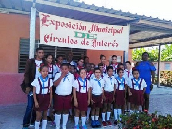 Exposición municipal de Círculos de Interés en Florida realza formación vocacional