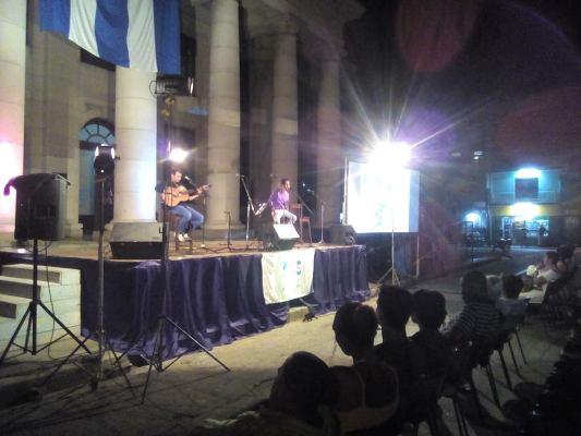 En Camagüey, concierto de lectura y trova para Fidel