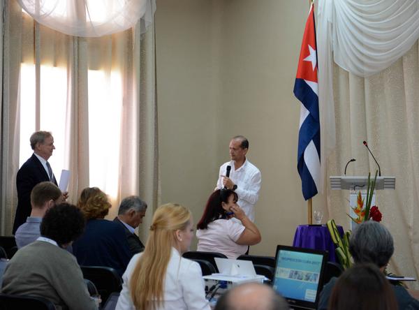 Tratamiento del cáncer entre temas del Congreso BioProcess en Camagüey