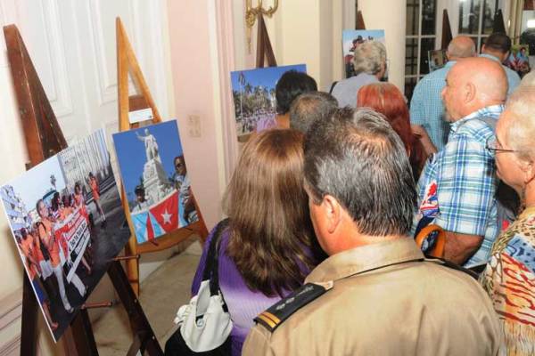 Solidarity actions denounce U.S. blockade and terrorism