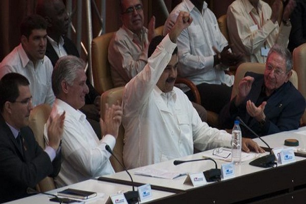 Maduro felicita a los cubanos por histórica jornada electoral (+Tuit)