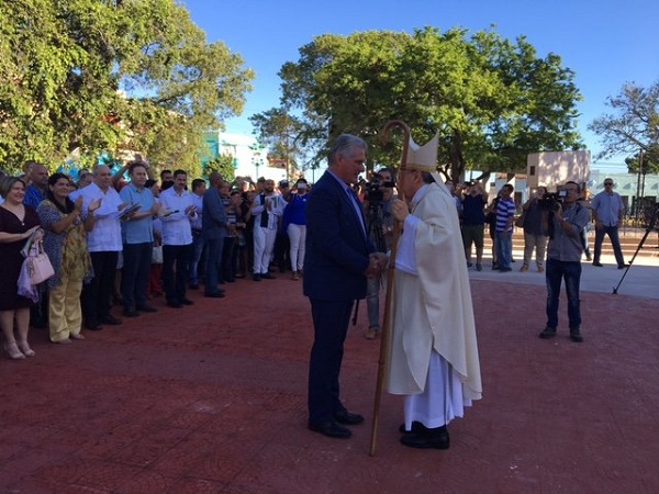 Participa Díaz-Canel en festejos por 330 años de la ciudad de Santa Clara