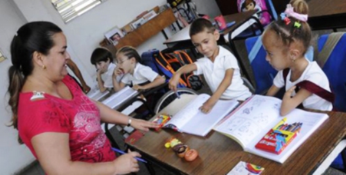 Favorecen en Camagüey proceso de aprendizaje en la enseñanza especial. 