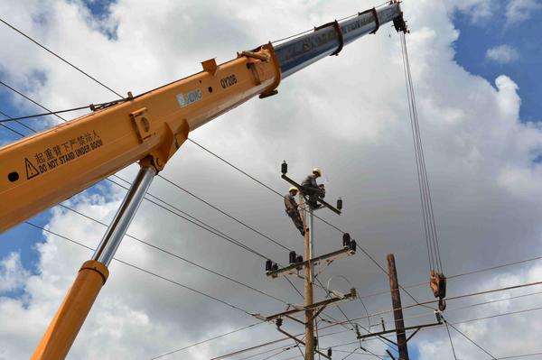 Restablecer el servicio eléctrico en su totalidad, prioridad en Camagüey (+ Audio)