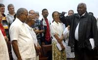 Departe Esteban Lazo con líderes religiosos de Cuba