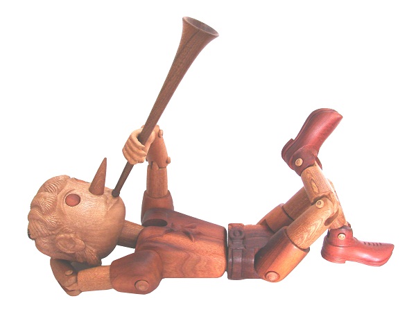 Artesano artista camagüeyano expondrá sus tallas en madera (+Fotos)