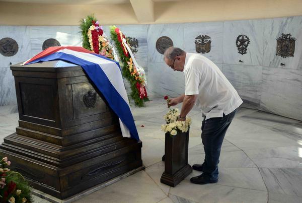 Lázaro Expósito, primer secretario del PCC en Santiago de Cuba.