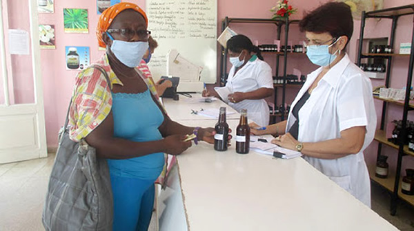 Reajustan precios minoristas a medicamentos en Cuba