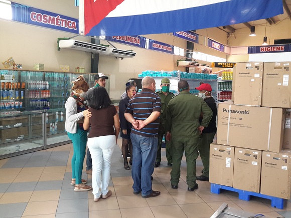Actúan en Camagüey para enfrentar la cadena de coleros, revendedores y acaparadores (+Fotos)