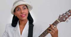 Regaló Lidis Lamorú concierto a niños camagüeyanos por 500 años de ciudad