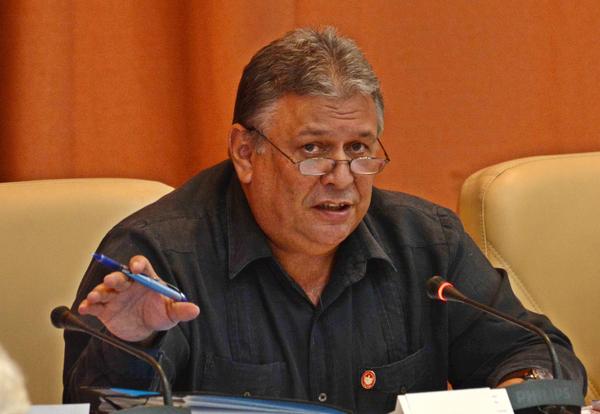 Anuncian nuevas modificaciones al trabajo no estatal en Cuba