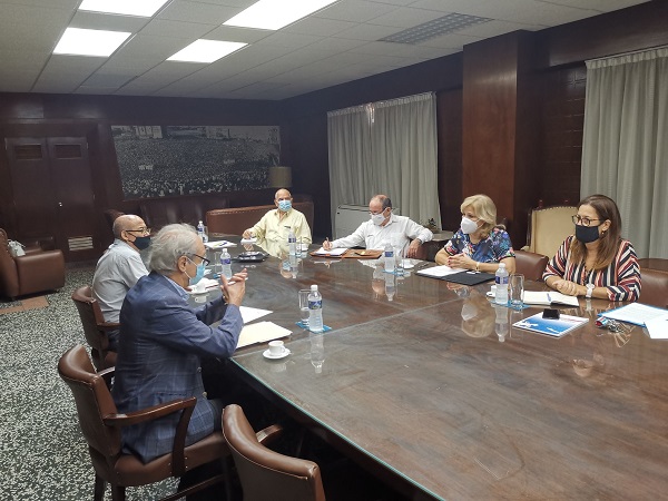 Recibió Viceministra primera de Comercio Exterior e Inversión Extranjera a presidente de MediCuba Europa