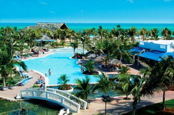 Celebran en cayería norte de Cuba carnaval Jardines del Rey