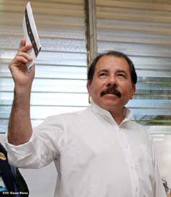Felicita Raúl a Presidente releecto de Nicaragua 
