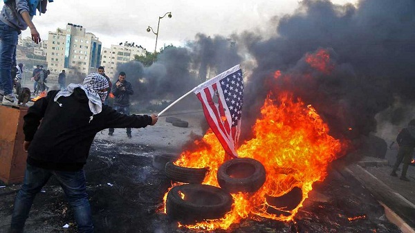 Aumentan enfrentamientos en Palestina tras decisión de Trump sobre Jerusalén