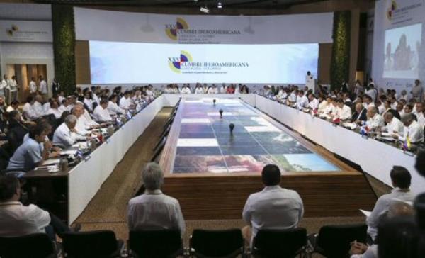 Condena Cumbre Iberoamericana bloqueo de EE.UU. contra Cuba