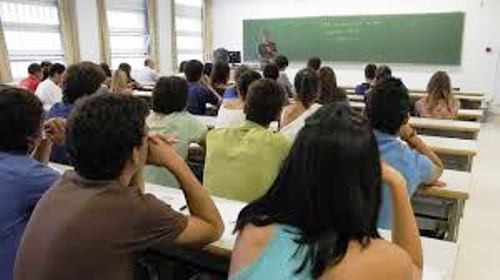Profesores jubilados ratifican compromiso con la enseñanza