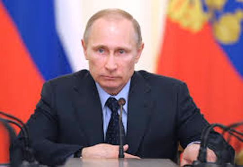 Vladimir Putin exige análisis de crisis migratoria en Europa
