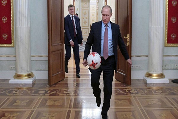 Putin intercambia con estadistas que asistirán a la final de Rusia 2018