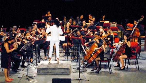 Orquesta Sinfónica de Camagüey continúa celebración por su aniversario 60