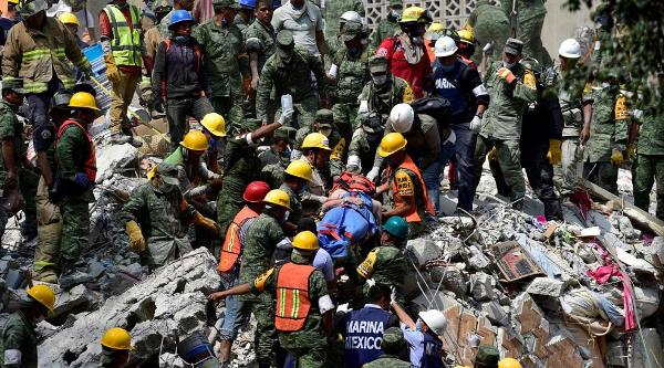 Crece cifra de fallecidos por terremoto en México