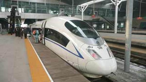 Nuevo ferrocarril de alta velocidad en el este de China       