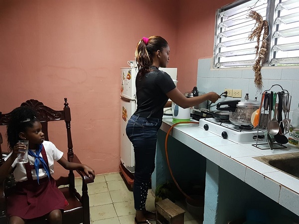 Comunidad Nueva Altagracia contribuye a mejorar fondo habitacional de Camagüey (+ Fotos y Audio)