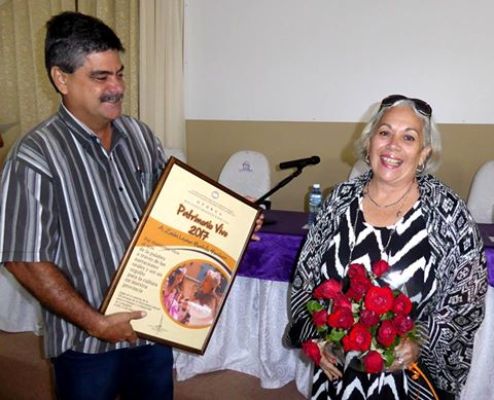 Reconocen aportes de camagüeyana Zaida Montells a la narración oral