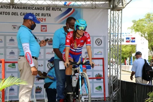Dan a conocer delegación ciclística cubana a I Juegos Panamericanos