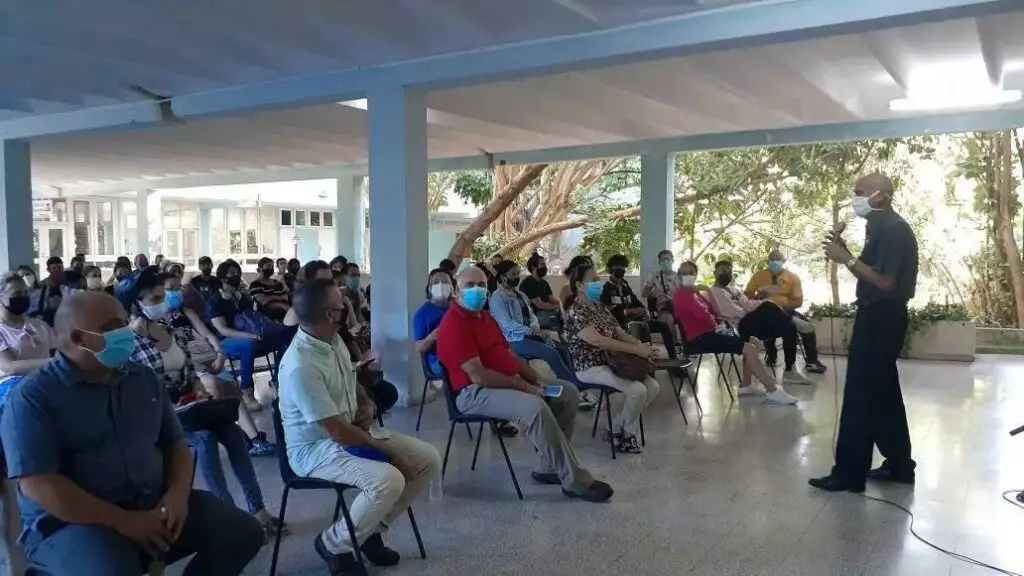 Promueve Universidad de Camagüey intercambios con sus estudiantes