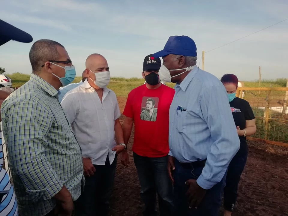 Chequea Vicepresidente cubano en Camagüey áreas vinculadas a la producción de alimentos (+ Fotos)