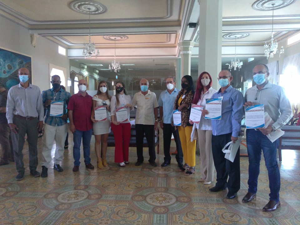 Académicos de la Universidad de Camagüey reciben Premios del Rector (+ Fotos)